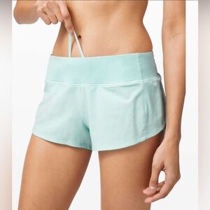 Lululemon Speed Up Short *2.5"